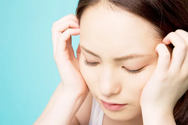 このようなめまいは、耳鼻咽喉科へ